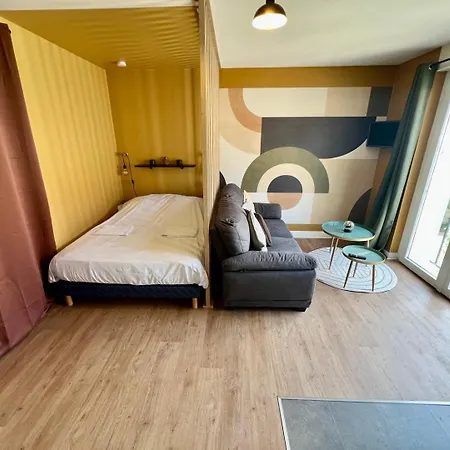 Au Calme Sur Cour Apartman *