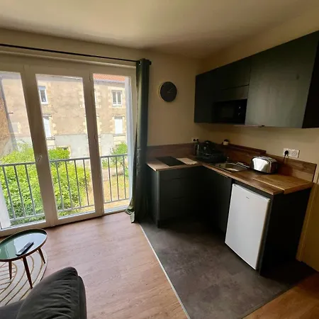 Au Calme Sur Cour * Poitiers